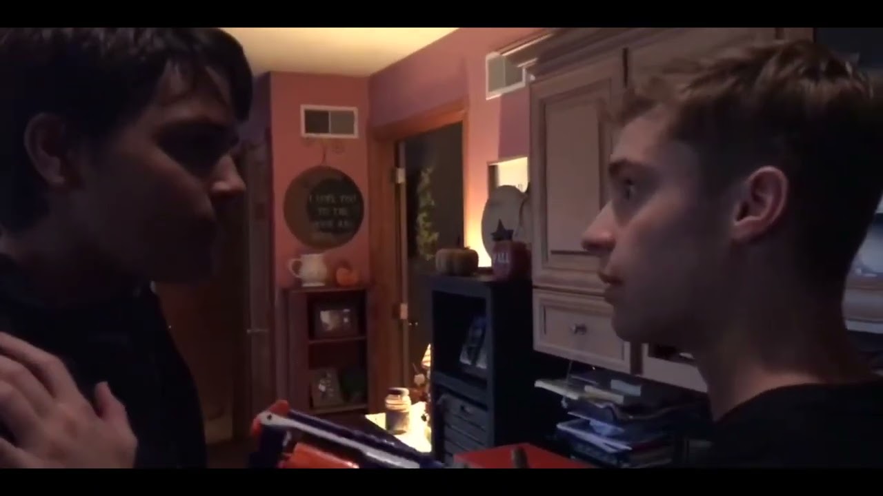 WAR Episode 1 - Robbery (Remastered)
