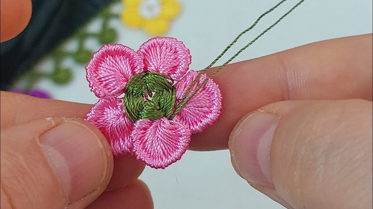 Fıstık Oyası Sarmalı Dolamalı Fıstık Gibi Fıstıklı Çiçek Motifli Tığ Oyası