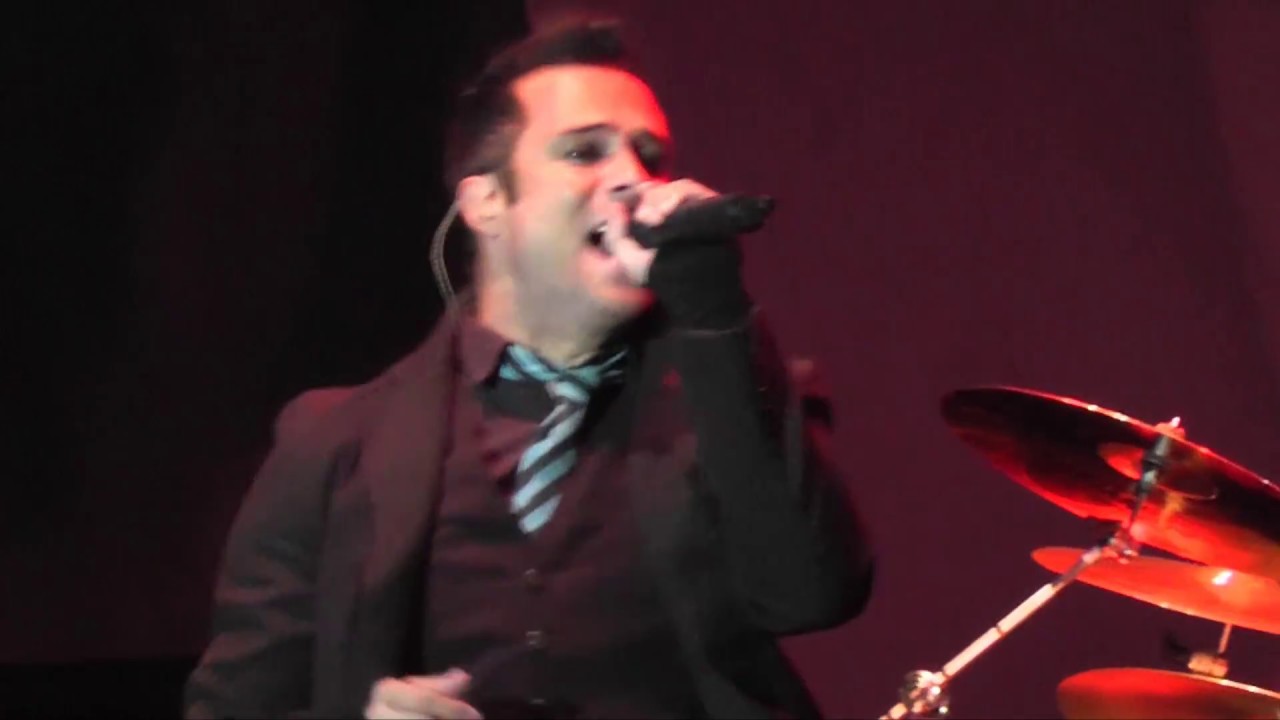 Skillet - Hero Live @ RevGen 2010 HD 1080p