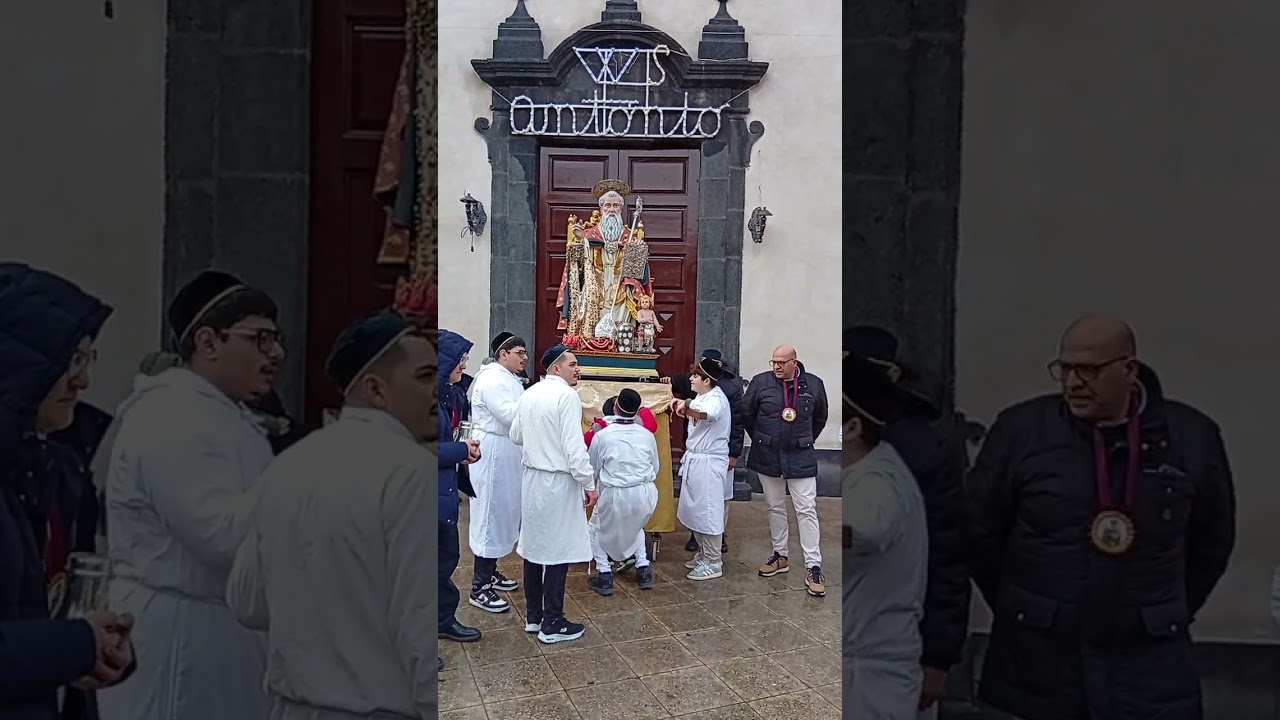 Camporotondo Etnea 17 Gennaio 2026 Trionfale Uscita del Santo Patrono S. Antonio Abate 
