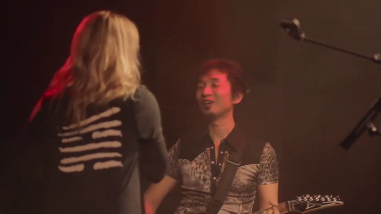 Akira Yamaoka and Mary Elizabeth McGlynn - Waiting for you live