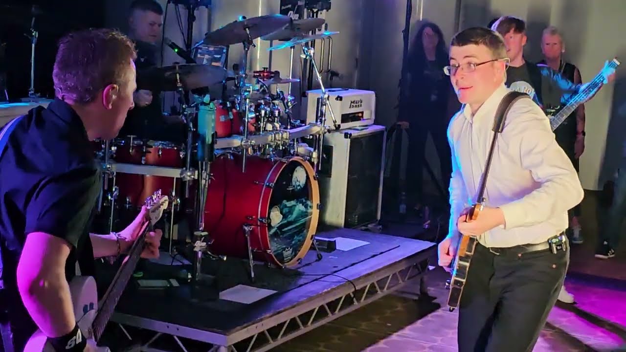 The Quo Story featuring guest Richie Malone - Roadhouse Blues (full version) & Junior's Wailing