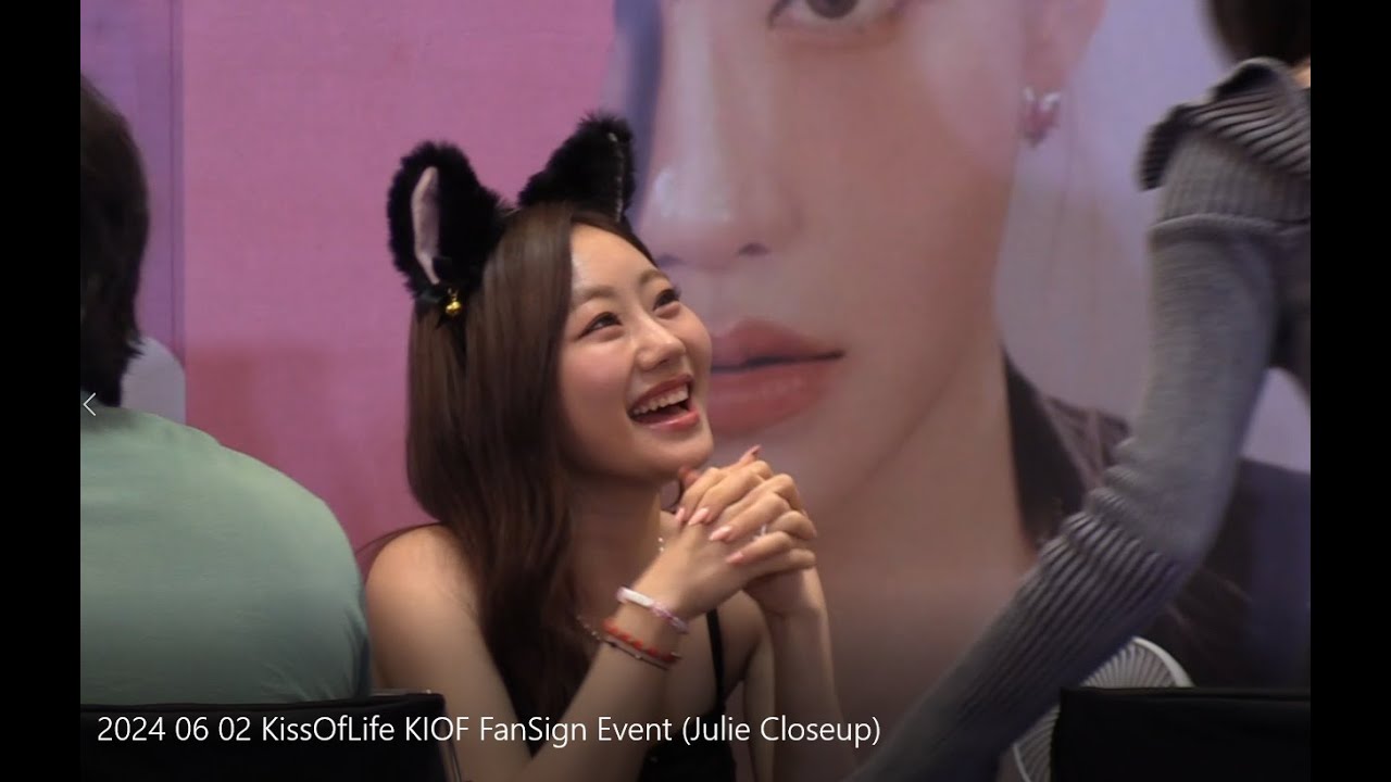 2024 06 02 Kiss Of Life ( KIOF ) Fan Sign Event at Bugis+ Singapore. (Julie Closeup)
