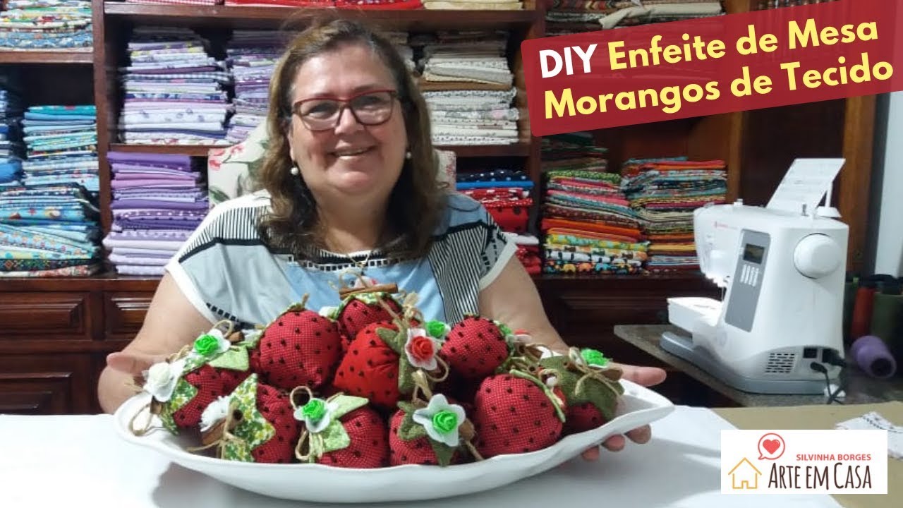 Como fazer um Enfeite para mesa de Morangos de Tecido