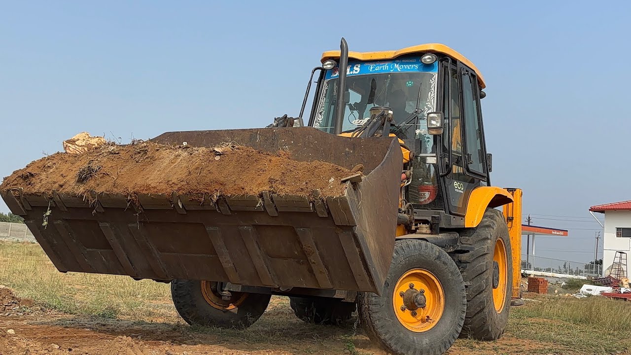 JCB 3DX Working for Petrol Station Construction | Land Leveling & Baby Stone || jcb video