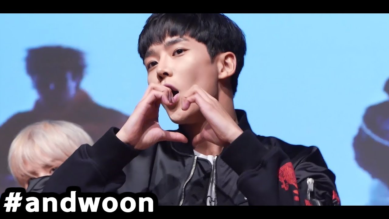 180316 코엑스팬싸 맘마미아 SF9 로운 직캠 ❤️투명의자 버전
