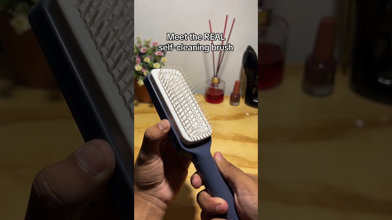 Ditch the paper-towel trick this self-cleaning brush is next-level! #HairTok #Beauty #Brush #girls