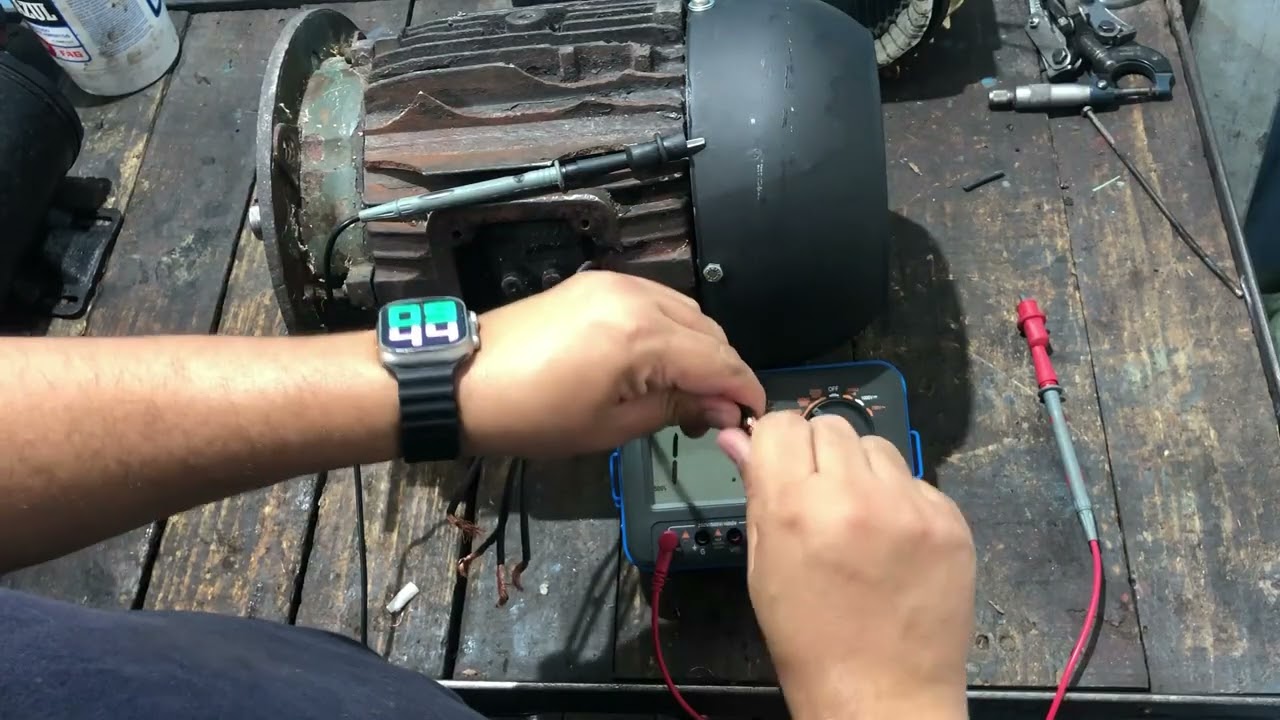 Aprenda a Usar o Megômetro Corretamente para Medir Resistência de Isolamento