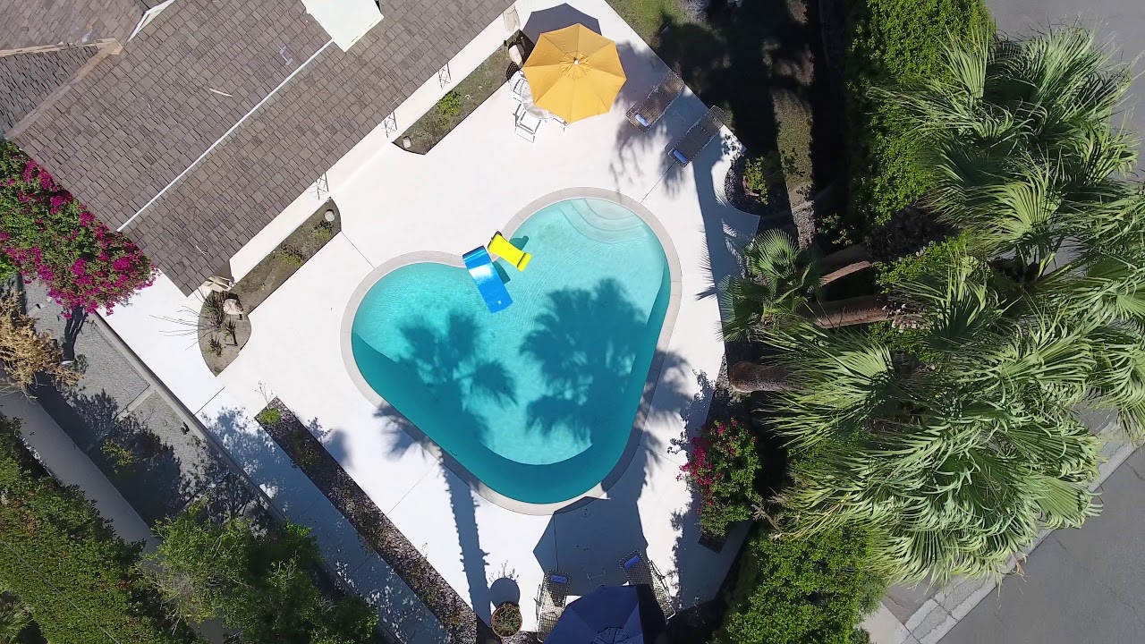 Celebrity Hideaway by ModMansions Palm Springs