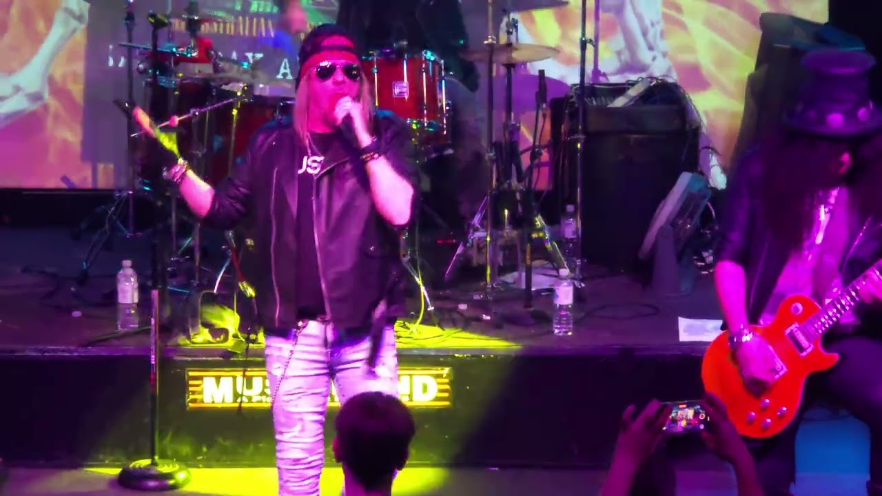 Guns N' Roses  - You're Crazy - By GN'R At Musicland Melbourne