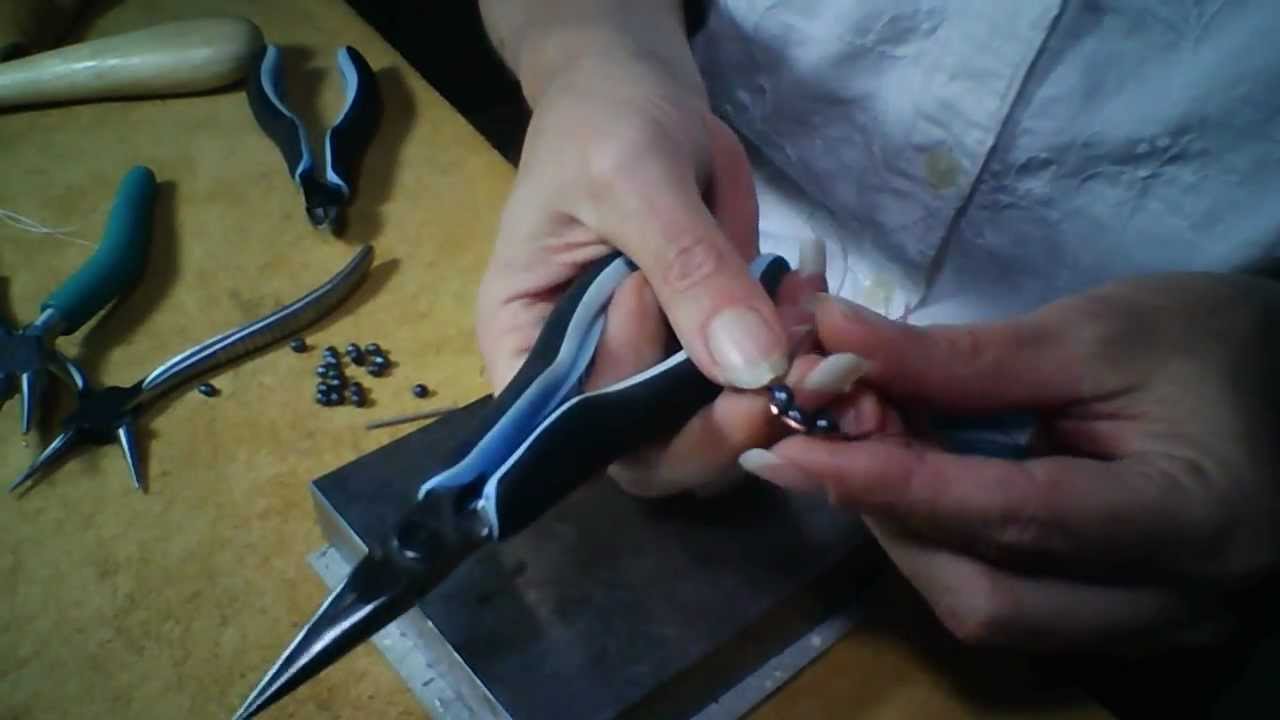 How to Wire Wrap Beads into a Frame