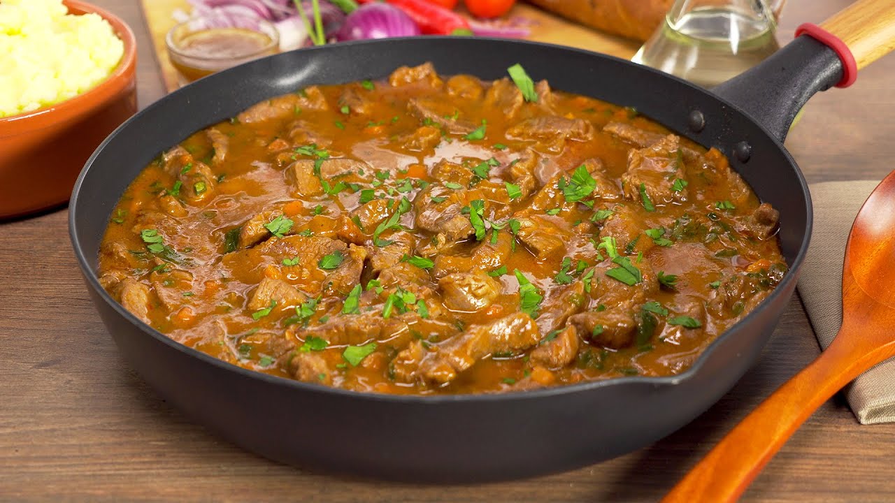 Любимое блюдо из прошлого - ТУШЕНАЯ ГОВЯДИНА с подливой. Рецепт от Всегда Вкусно!