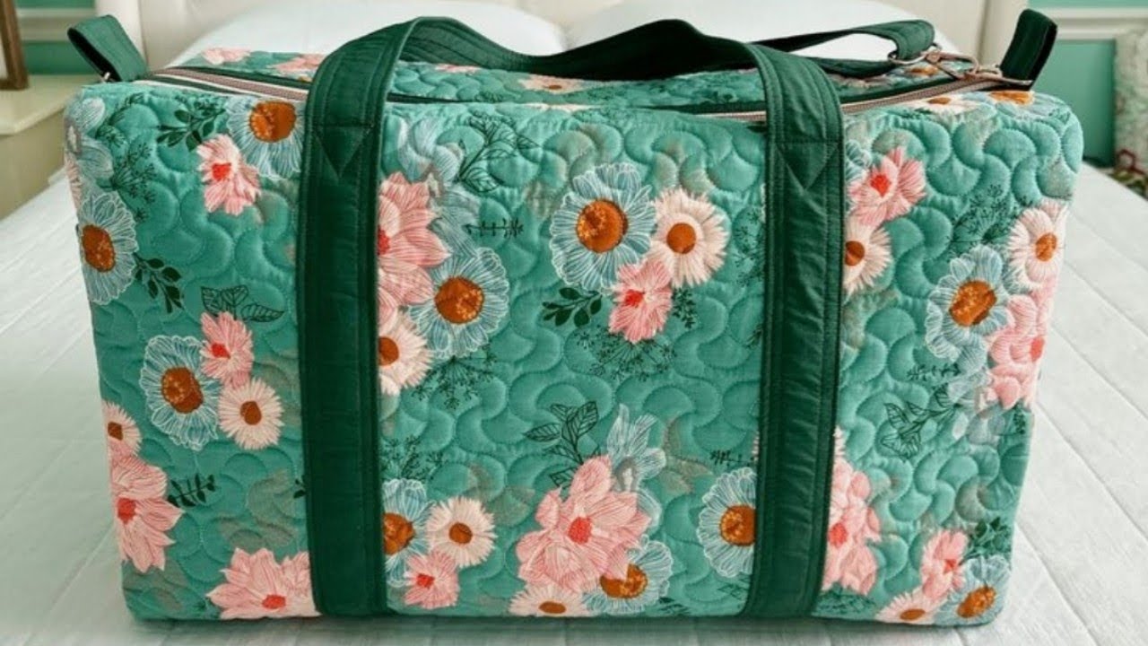 Travel bag cutting and stitching bag banane ka tarika.bag.bag cutting and stitching.
