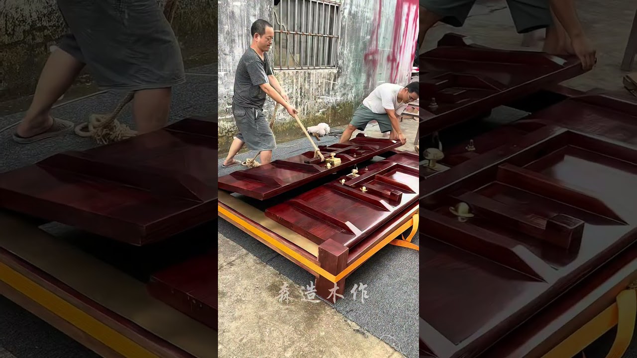 Merbau Wooden Door with Copper Lock | Chinese Villa Gate #traditionalcraft #woodworking #woodcraft