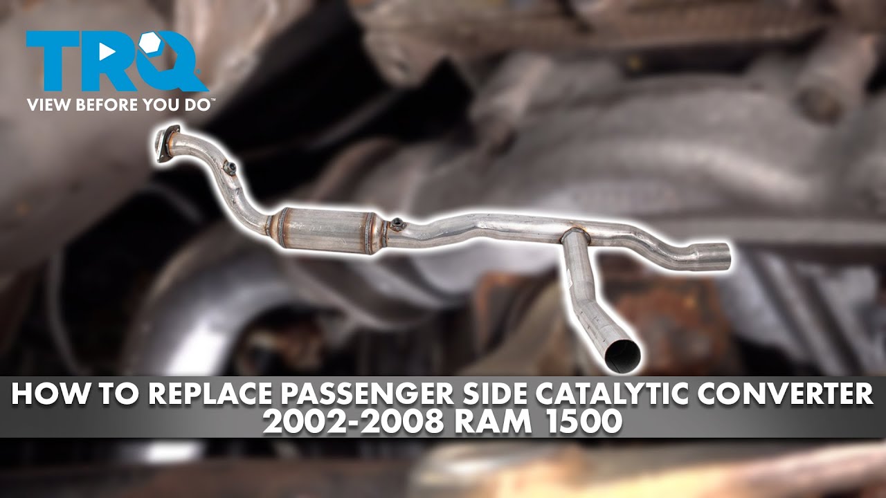 Как заменить каталитический нейтрализатор со стороны пассажира на Dodge Ram 1500 2002–2008 годов
