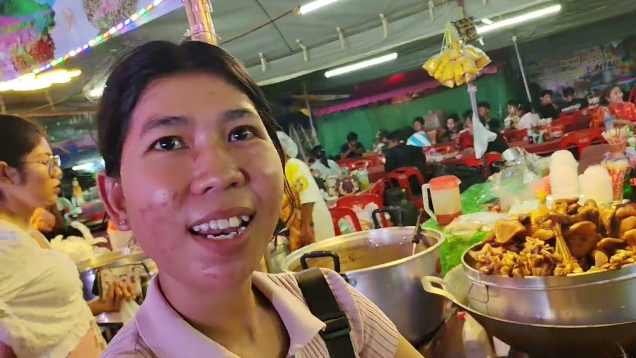 ချွန်ထလေဘုန်းကြီးကျောင်းသို့ စျေးတန်းလှည့်လည်