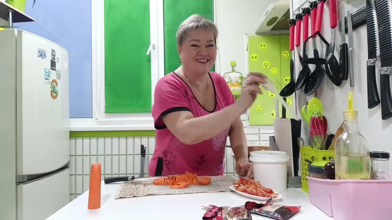 Макаронные изделия марки Киев микс,очень понравились и паприкаш. 