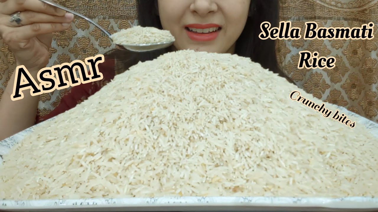 ASMR raw rice eating|| Sella basmati raw rice|| eating with spoon + hand || big bites|| satisfying 😋
