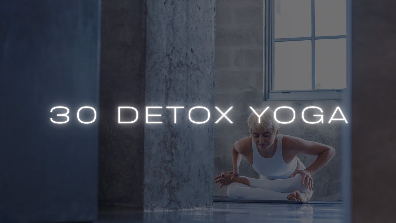 Detox Yoga: Energizing 30-Minute Power Flow for Flexibility & Strength | Yoga With Alina