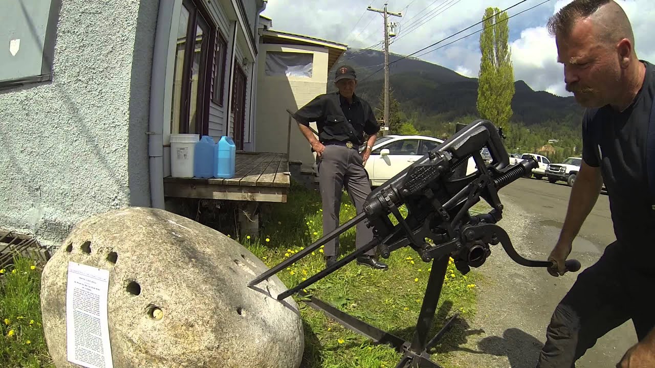 manual rock drill Kaslo 2014 002
