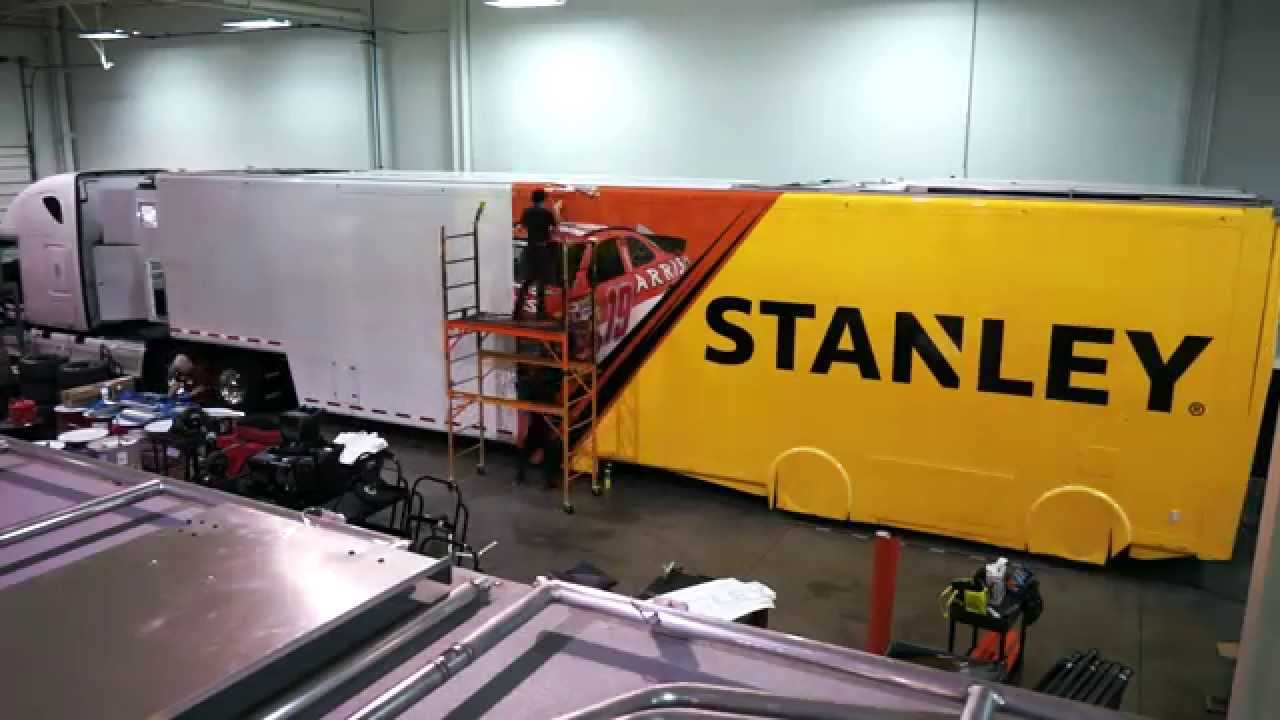 ARRIS and STANLEY Hauler gets wrapped for the 2015 season