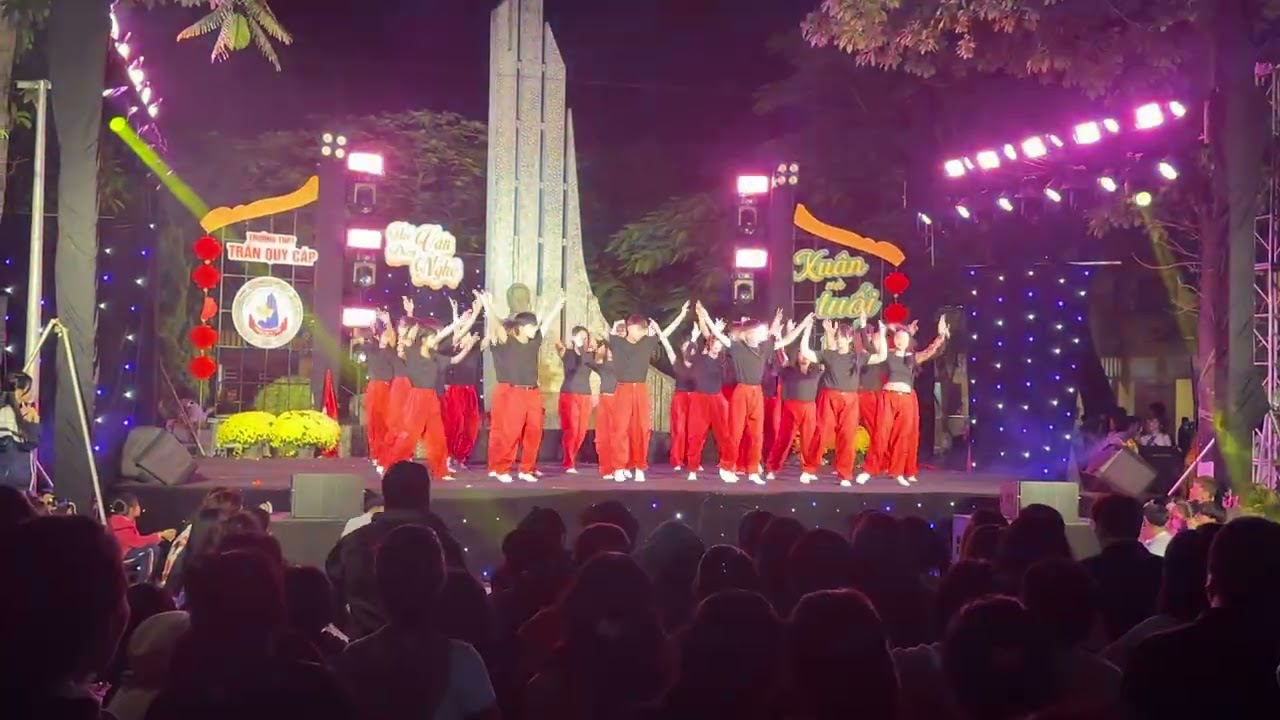 ngày 12 tháng 2, 2026