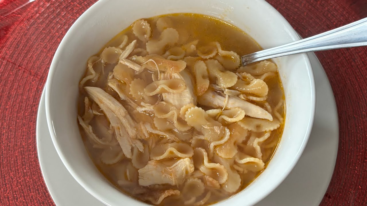 Sopa con pollo 