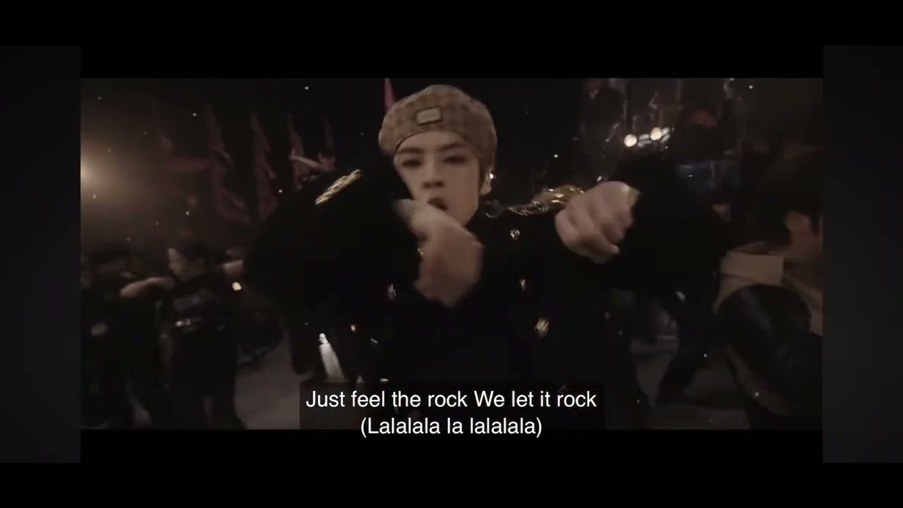 Stray Kids LALALALA but the instrumentals are delayed