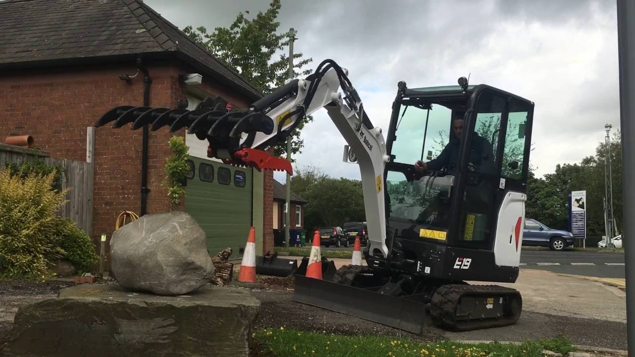 Bobcat E19