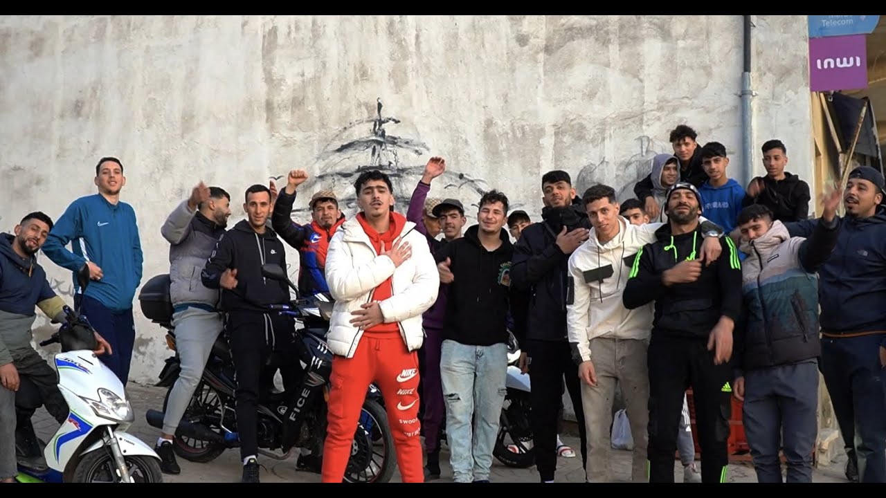 Kowiro ft Yahya el MR - Koulchi Houlmo Yehajar