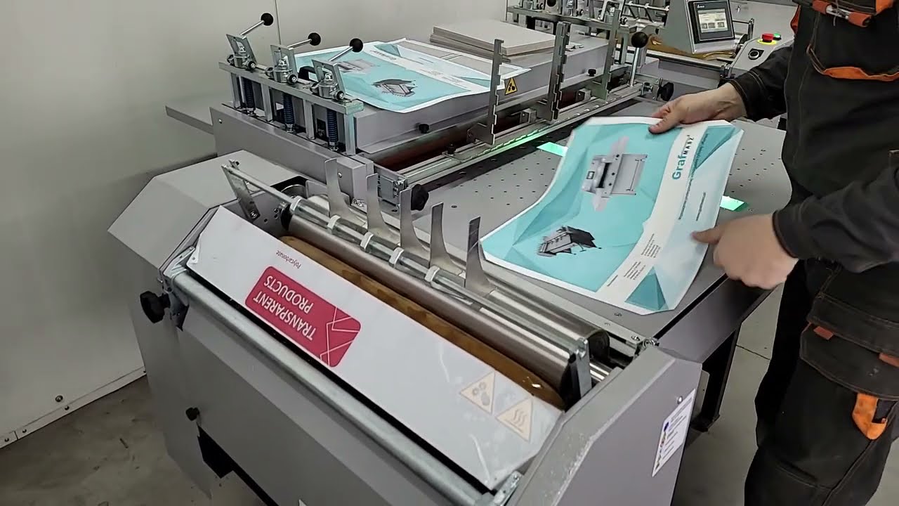 Stoły montażowe Grafmasz GC 480 PRO i GC 480 COMPACT -  por&oacute;wnanie