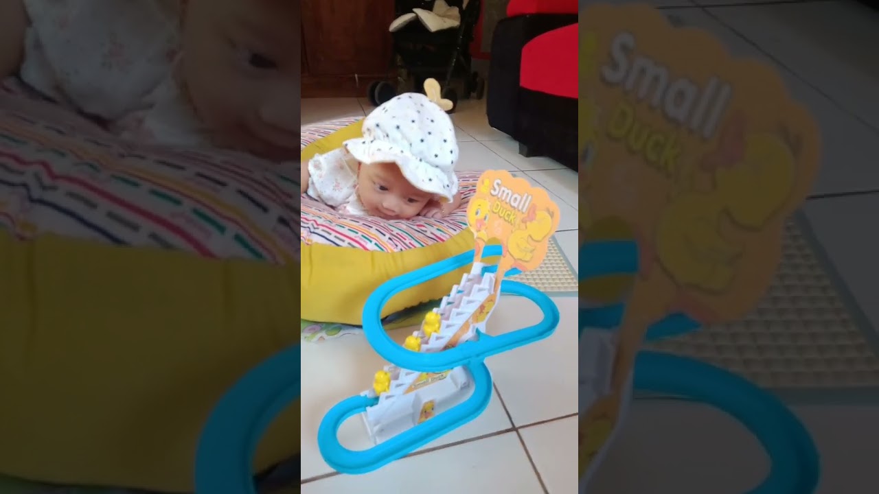 bayi dan mainannya #mainananak #bayilucu #tengkurep