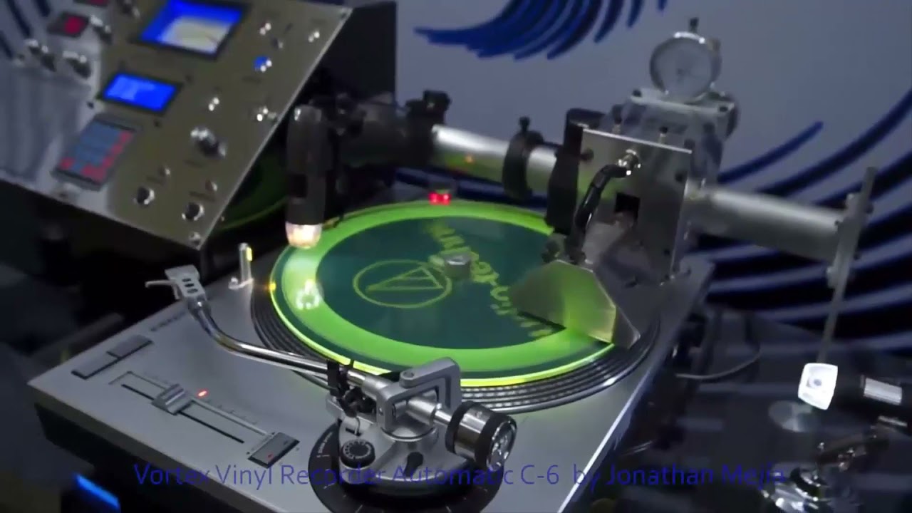 AUTOMATIC  C-6 VINYL RECORDER