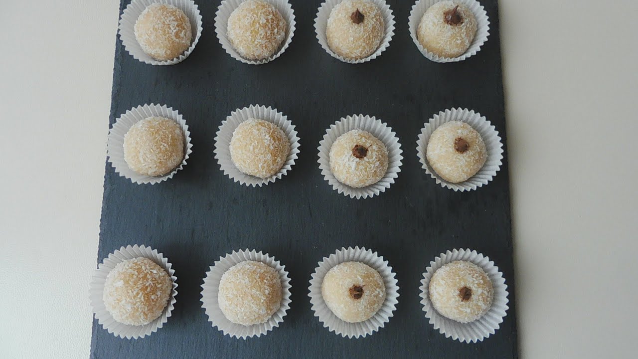 How to make  coconut Truffles | Brigadeiro | Beinjinhos dolcetti al cocco, Ricetta Facile
