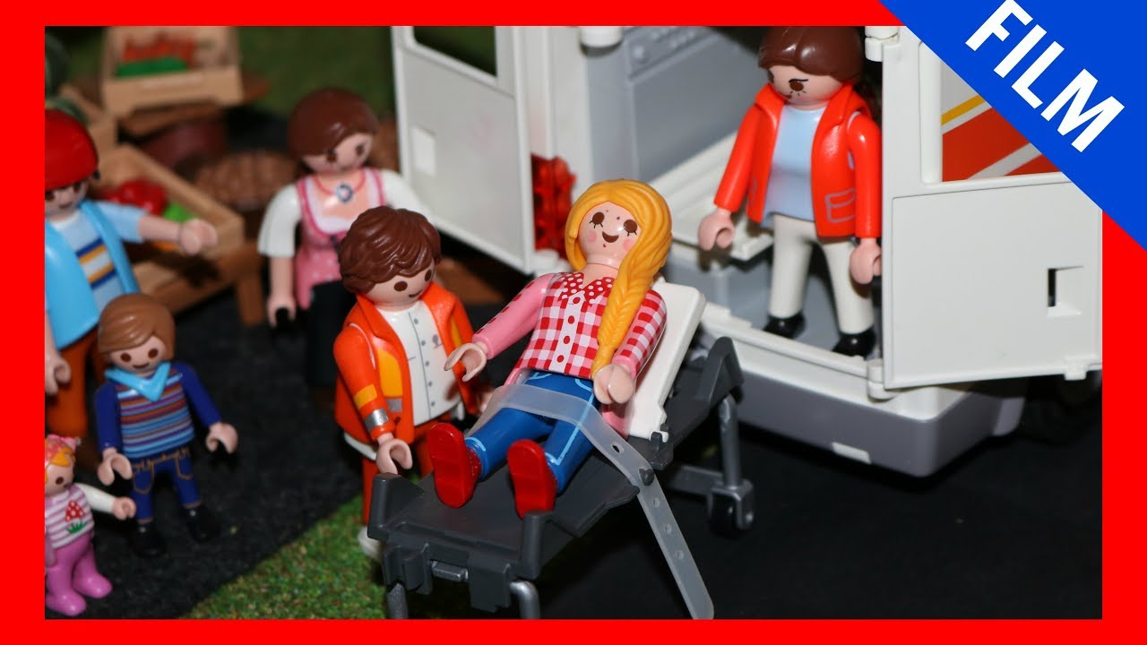 Playmobil Film deutsch - SOPHIA MUSS INS KRANKENHAUS -  PlaymoGeschichten