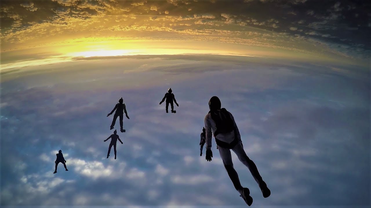 keep calm and Freefly ! 
Skydiving mix.