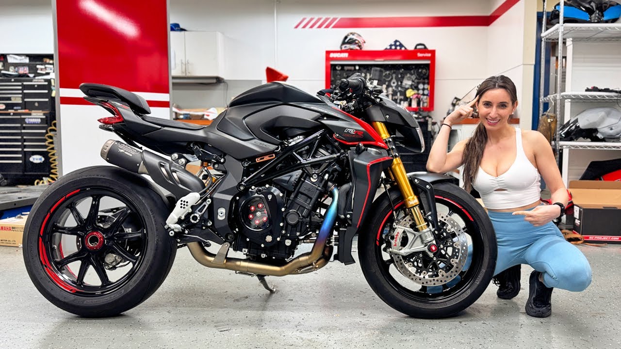 Adding Rare Carbon Pieces to Our MV Agusta Brutale!!!