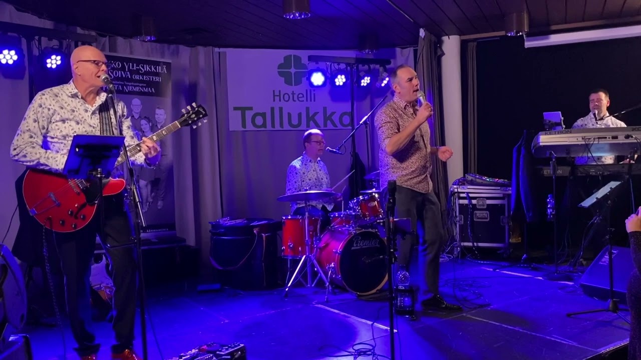 Rakkaus Kesti Vain Tuon Hetken Verran - Jarkko Yli-Sikkilä & Soiva Orkesteri