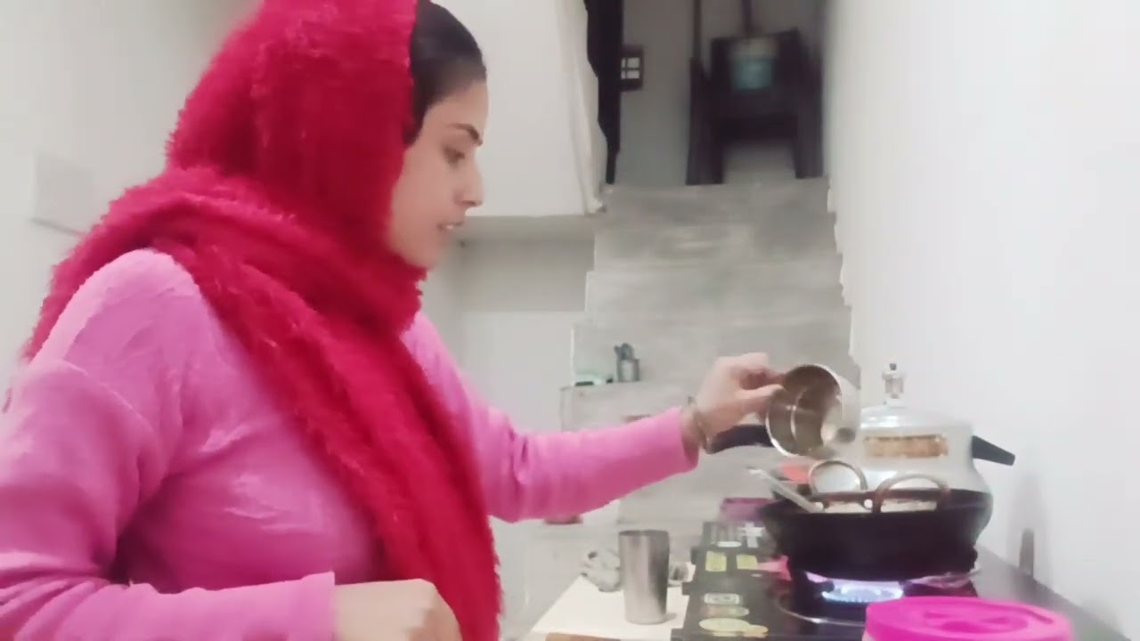 Aj bnaye.mathee ke aloo 🤤 (@shweta ki duniya 🫶) please subscribe my channel