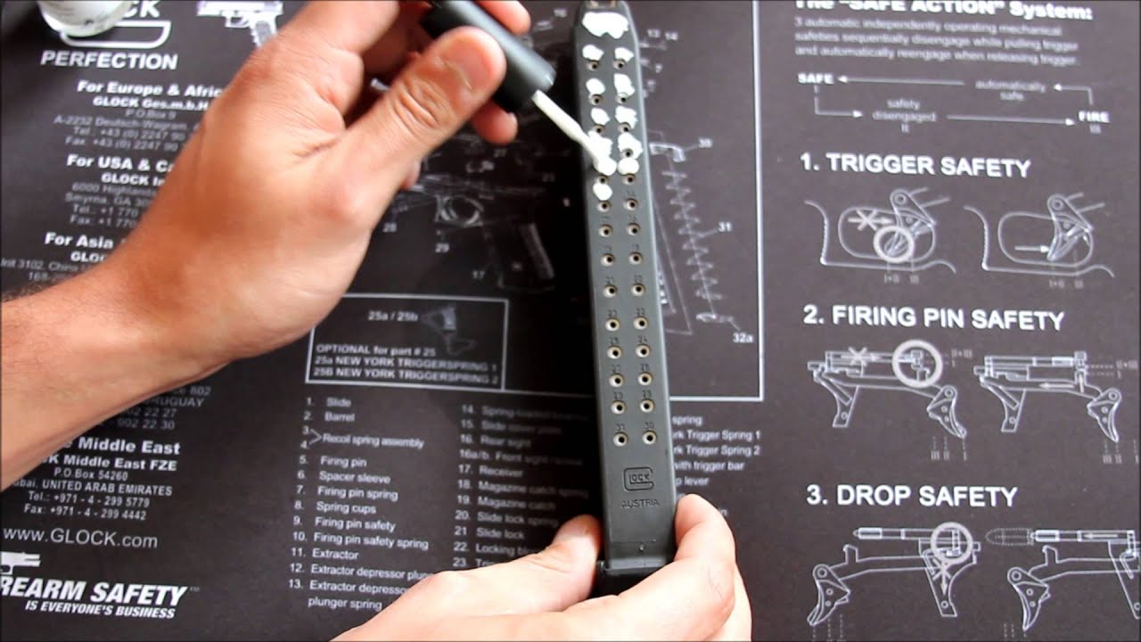 Quick How To: Paint the Engravings on a Gun or Magazine [HD]