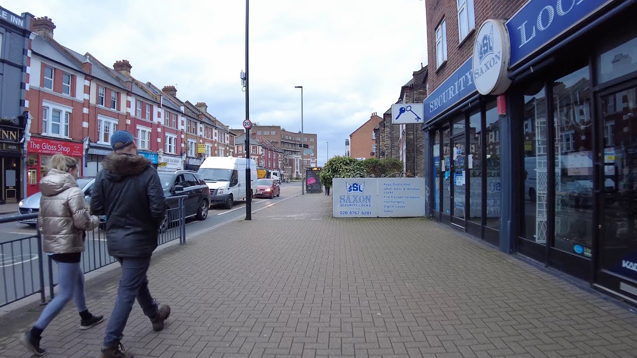 Walking around Tooting Broadway, Mitcham Road, London Road, Lockdown 2021 London Walking Tour 4K