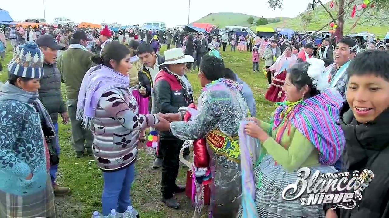 Carnavales 2025. Agrupación Blanca Nieve. Azángaro Puno Perú 