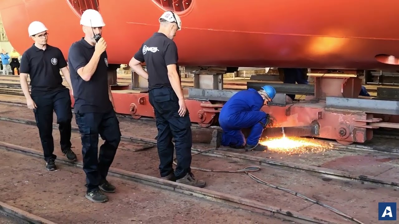 El astillero Armón realiza la botadura del barco 'Odón de Buen', el mayor buque oceanográfico
