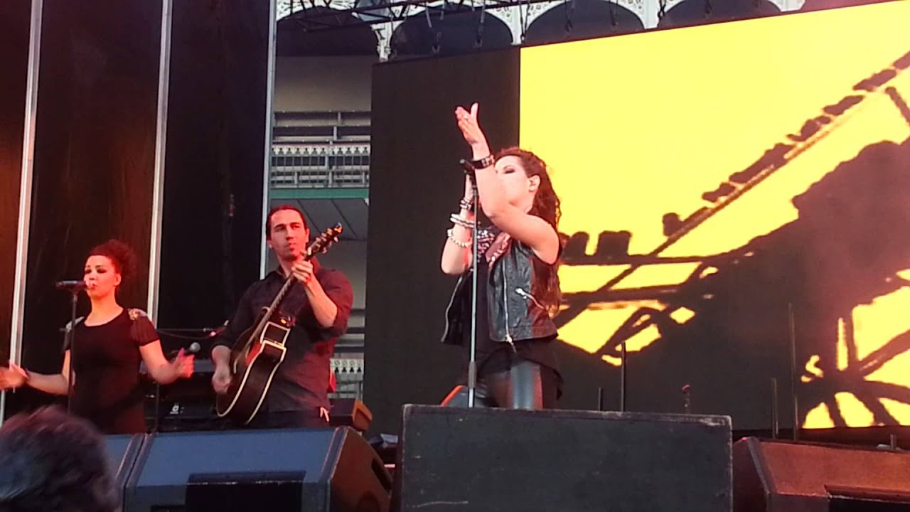 Malú en Valladolid Latino 2013 