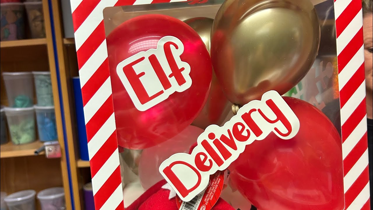 Elf arrival balloon