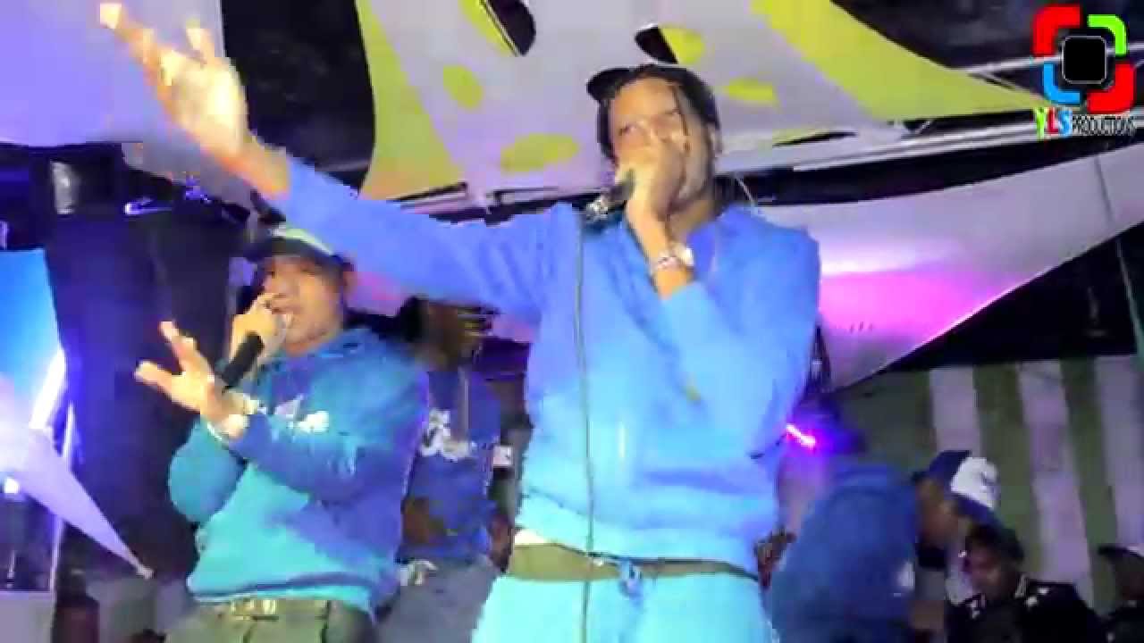 Eshconinco y The 5 Love en Discoteca Rumbas