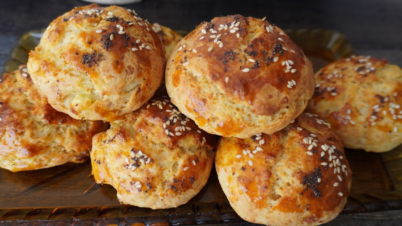 Лесни и вкусни Сиренки за закуска