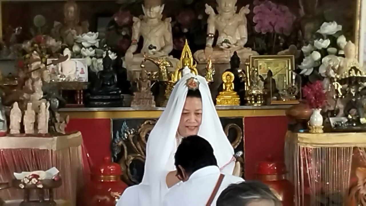พระแม่กวนอิมปางประทานพรโปรดสรรพสัตว์