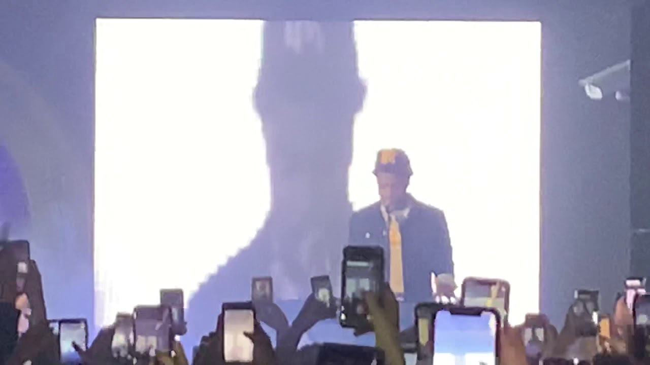 Roddy Ricch Perfect Time Live