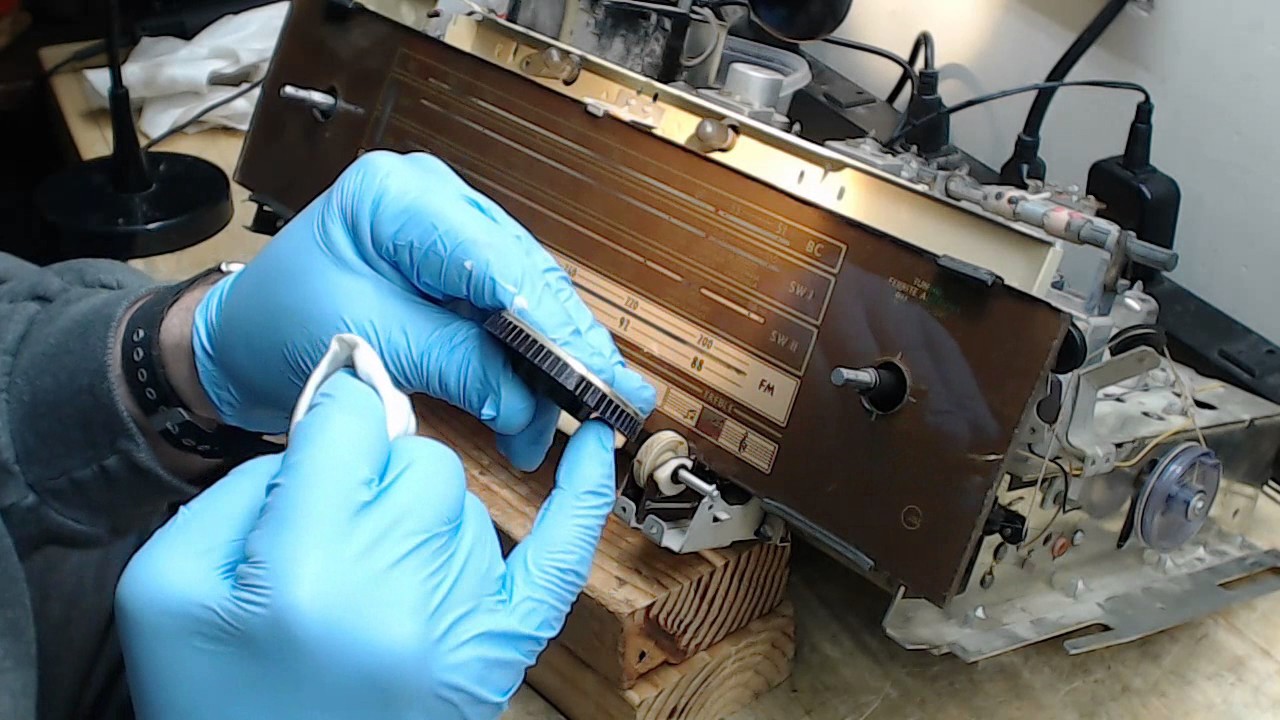 1959 GRUNDIG MAJESTIC SO141Ua Radio Phono Stereo Console Part 4 of 6 The Lost Videos - Cleaning